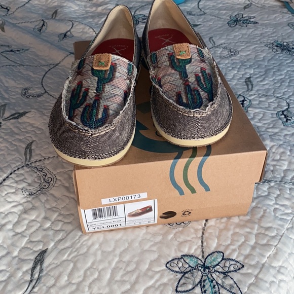 BRAND NEW TWISTED X LOAFERS - Picture 2 of 4